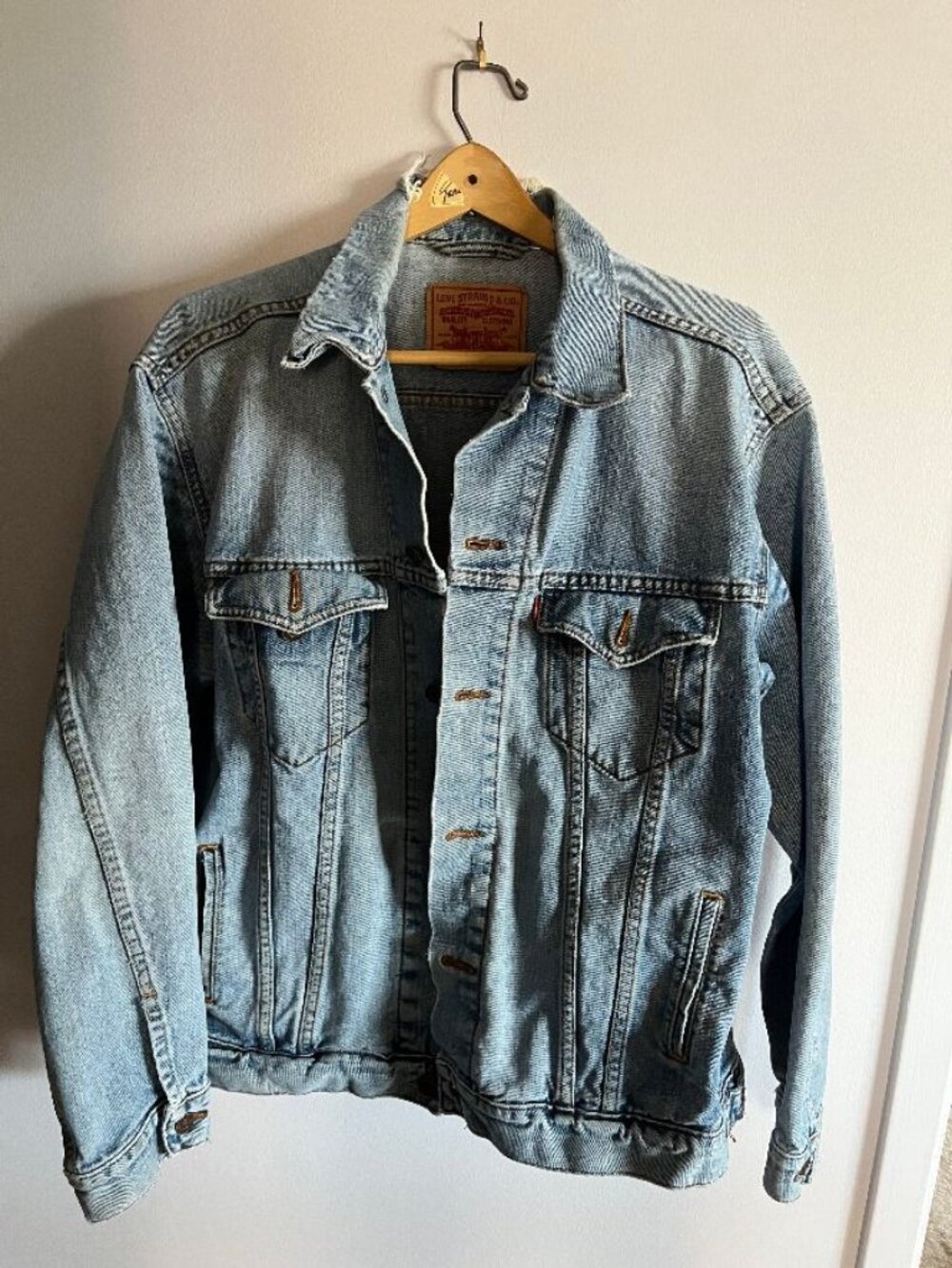 Men's Levi 70507 Standard Trucker Denim Jacket - Size XL